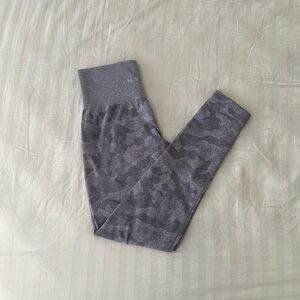 Nvgtn gray camo seamless leggings size small activewear workout fitness